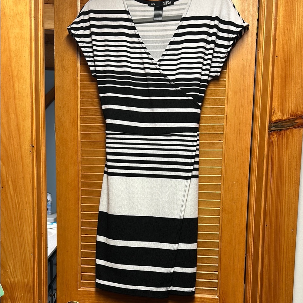 Black and White Striped Dress-M